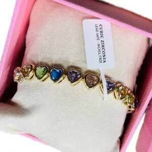NWT 💜💙💚 Piper K Gorgeous Bracelet with Multicolor CZ Hearts